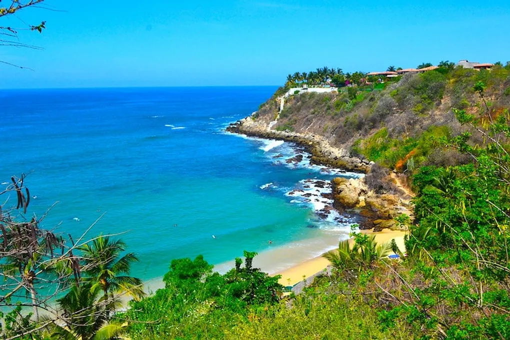 Playa Carrizalillo: Nature’s Canvas of Beauty in Puerto Escondido