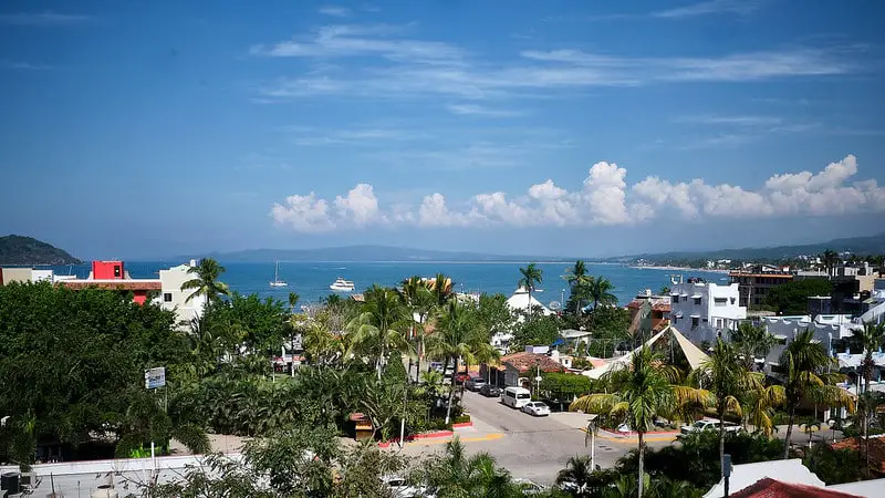 rincon-de-guayabitos-beach-nayarit-mexico