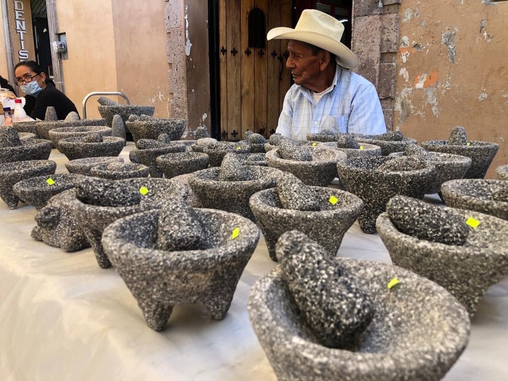 comonfort guanajuato mexico molcajete