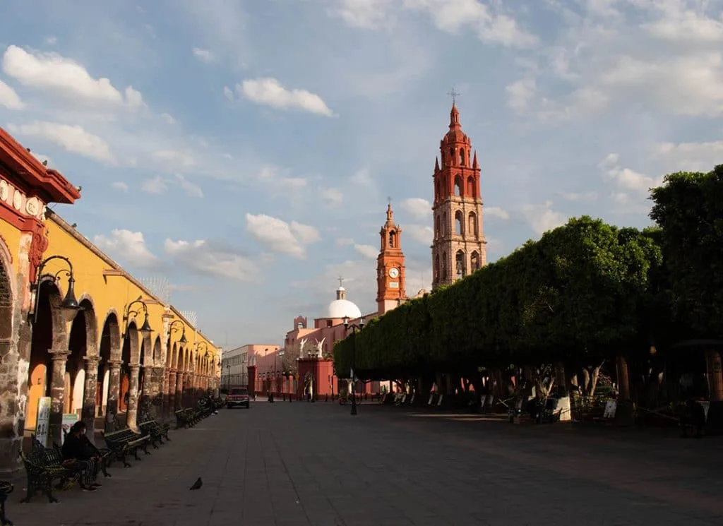 yuriria guanajuato