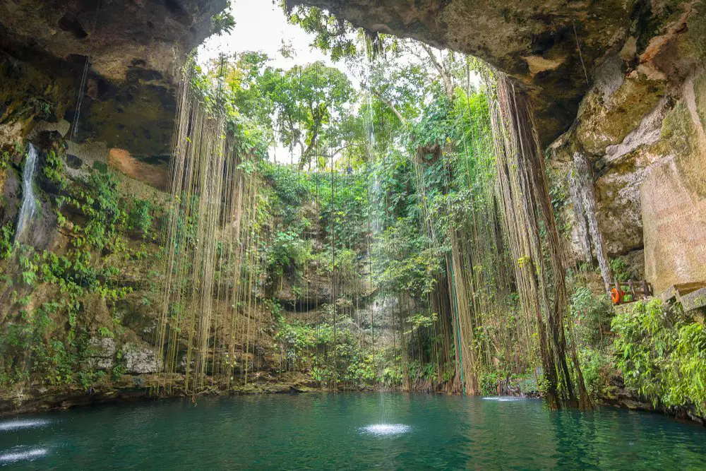 valladolid cenotes