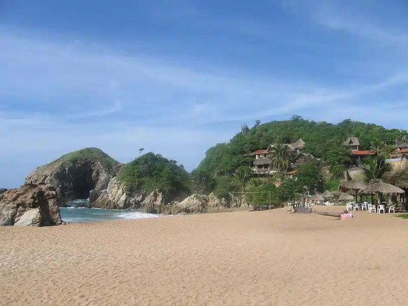 zipolite beach