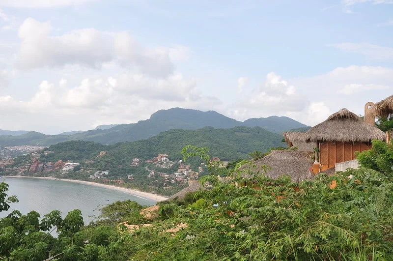 ixtapa zihuatanejo beaches