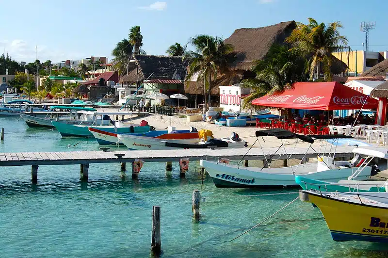 isla-mujeres-vs-cozumel