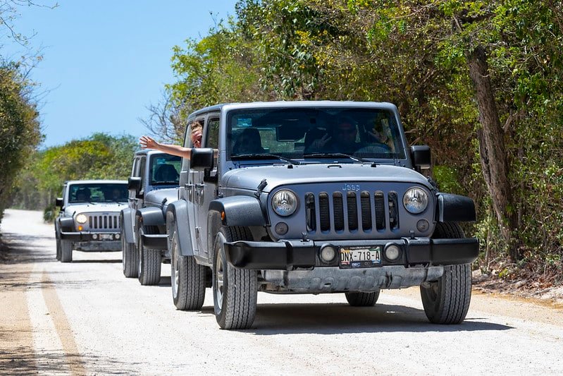 renting a car in mexico 2023