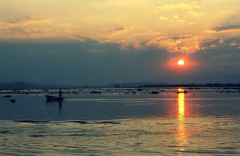 yuriria lagoon