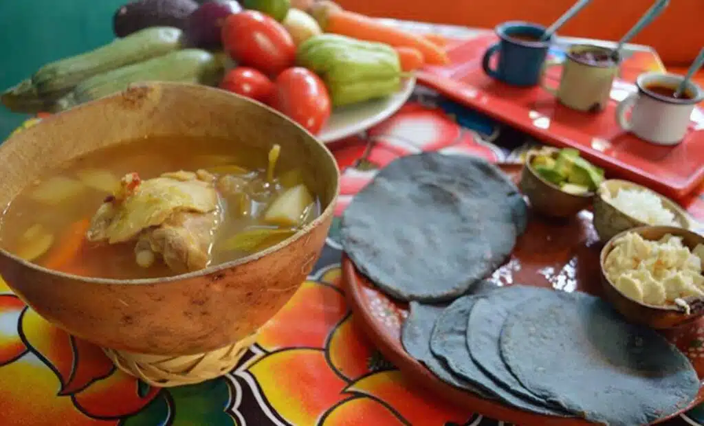 caldo de gato